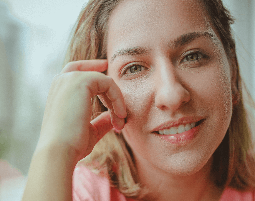 Estetica facial, Senhora a sorrir