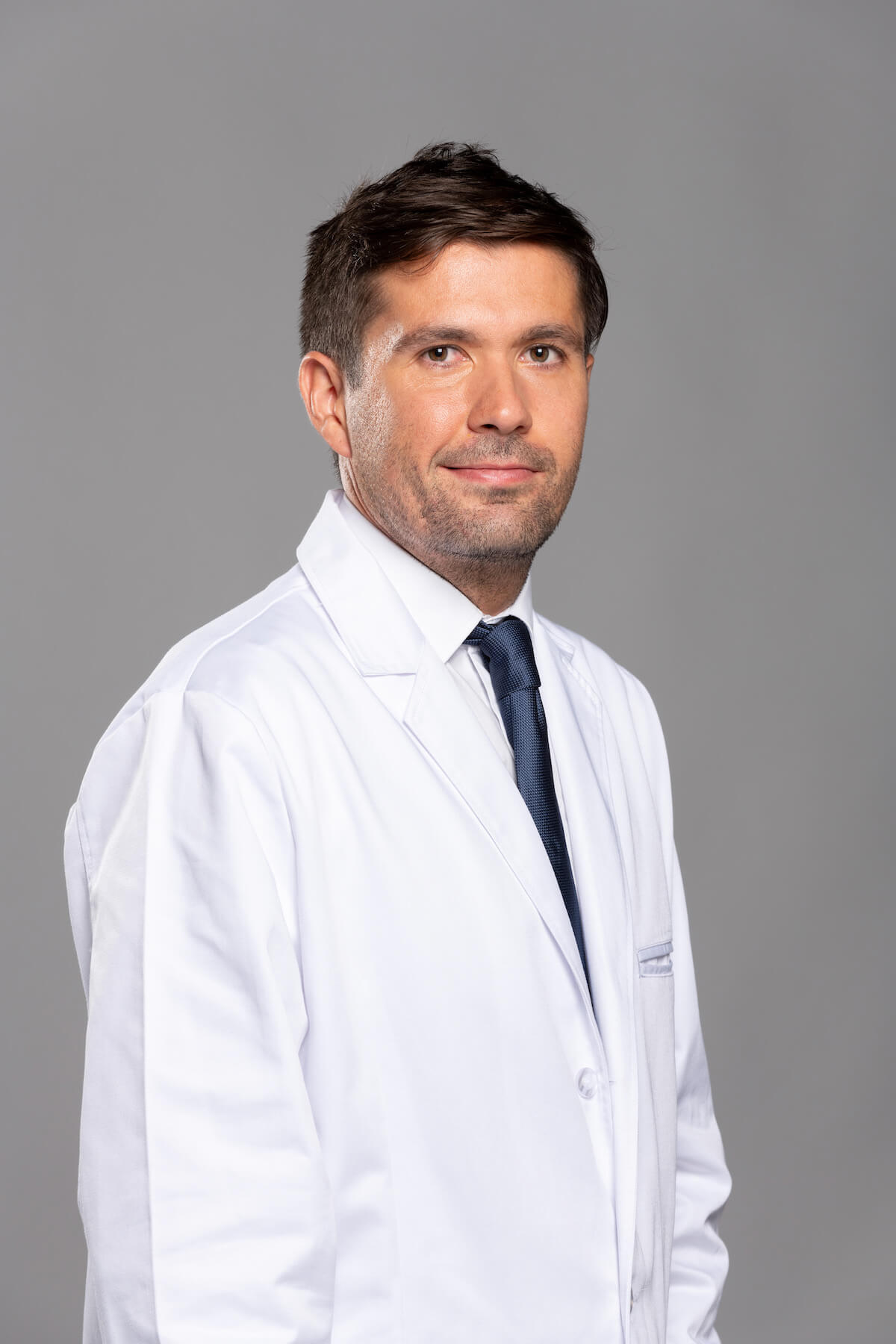 Dr. Luis Vieira